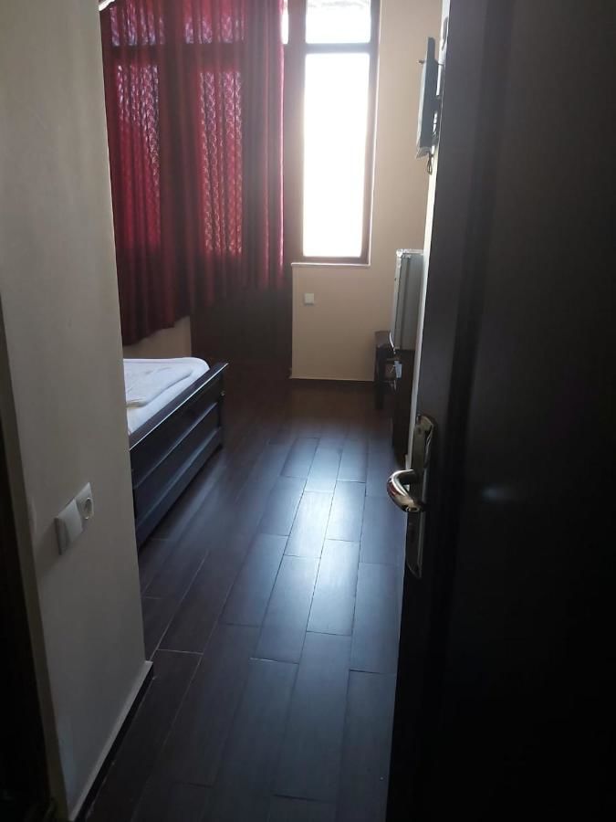 Отель HOTEL ALEX Батуми-26